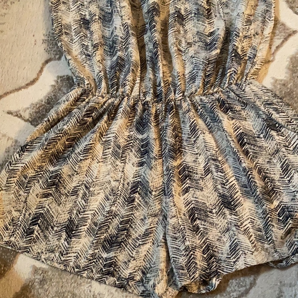 Romper/jumper - Picture 2 of 3